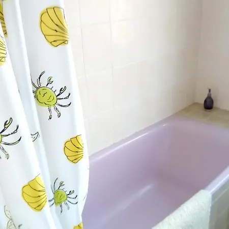 House With One Bedroom In With Enclosed Garden Ferienhaus Auzon